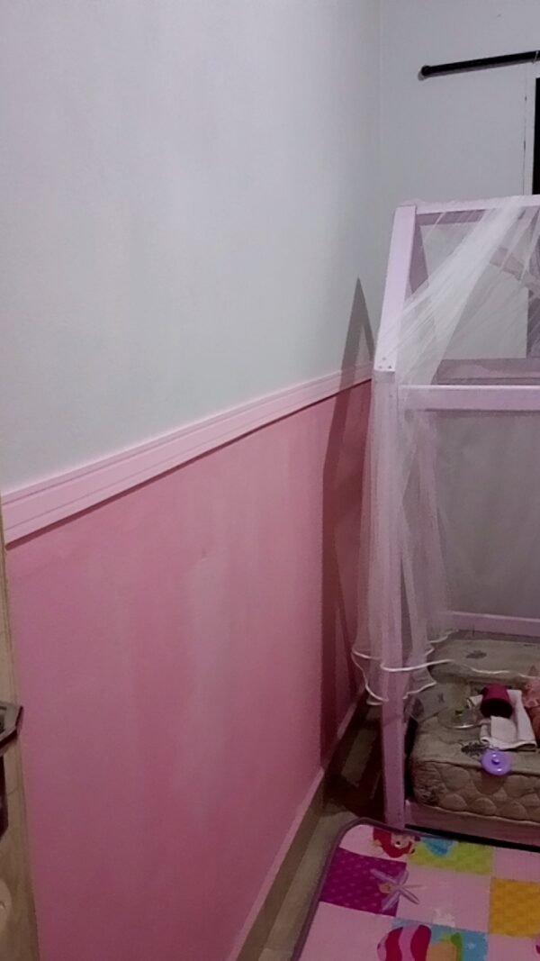 Rodapé Moldura Autocolante Flexível 5cm Boiserie 5 mts Rosa - Image 5