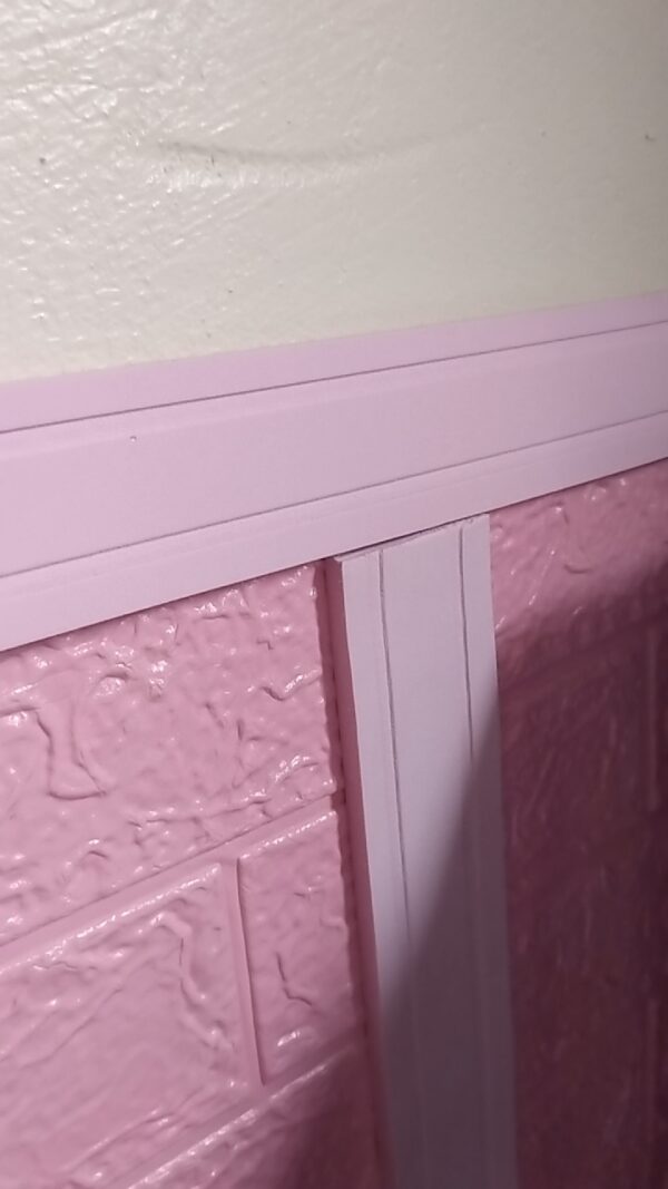 Rodapé Moldura Autocolante Flexível 5cm Boiserie 5 mts Rosa - Image 4