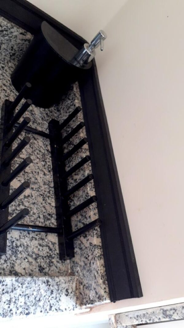 Rodapé Boiserie Autocolante Flexível Preto 5cm 5 Mts - 5c2 - Imagem 8